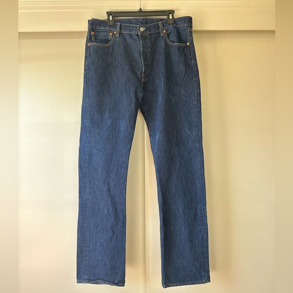 Levi’s 501’s Men’s Jeans - Picture 2 of 9